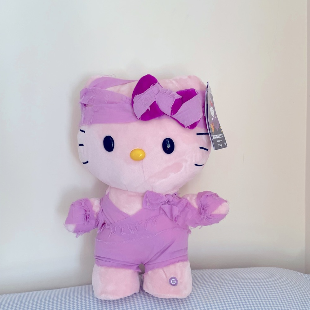 Hello Kitty Halloween Purple Mummy Musical Side Stepper